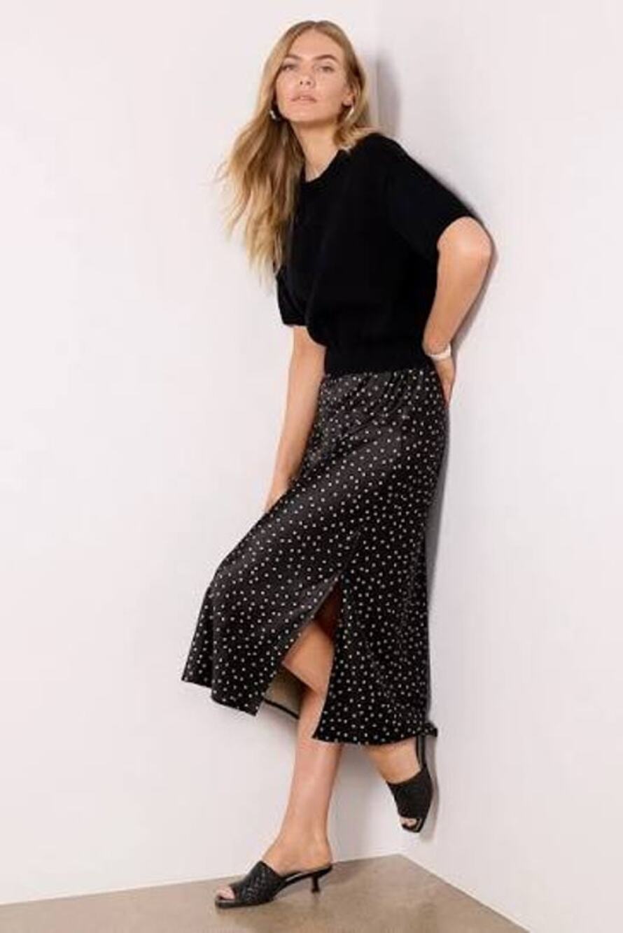 Evereve Wendy Two-Fer Dotted Skirt Midi Sweater Dress Black Women's Size M